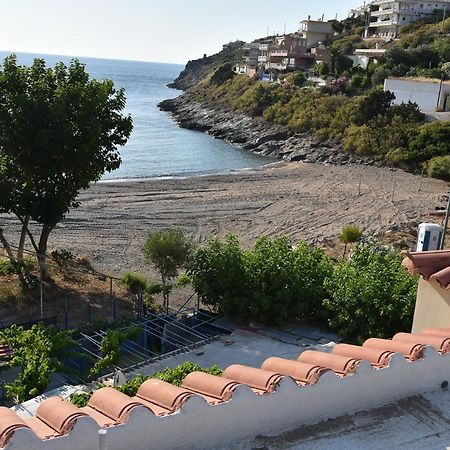 Irene'S Beach Front House Vromopousi Экстерьер фото