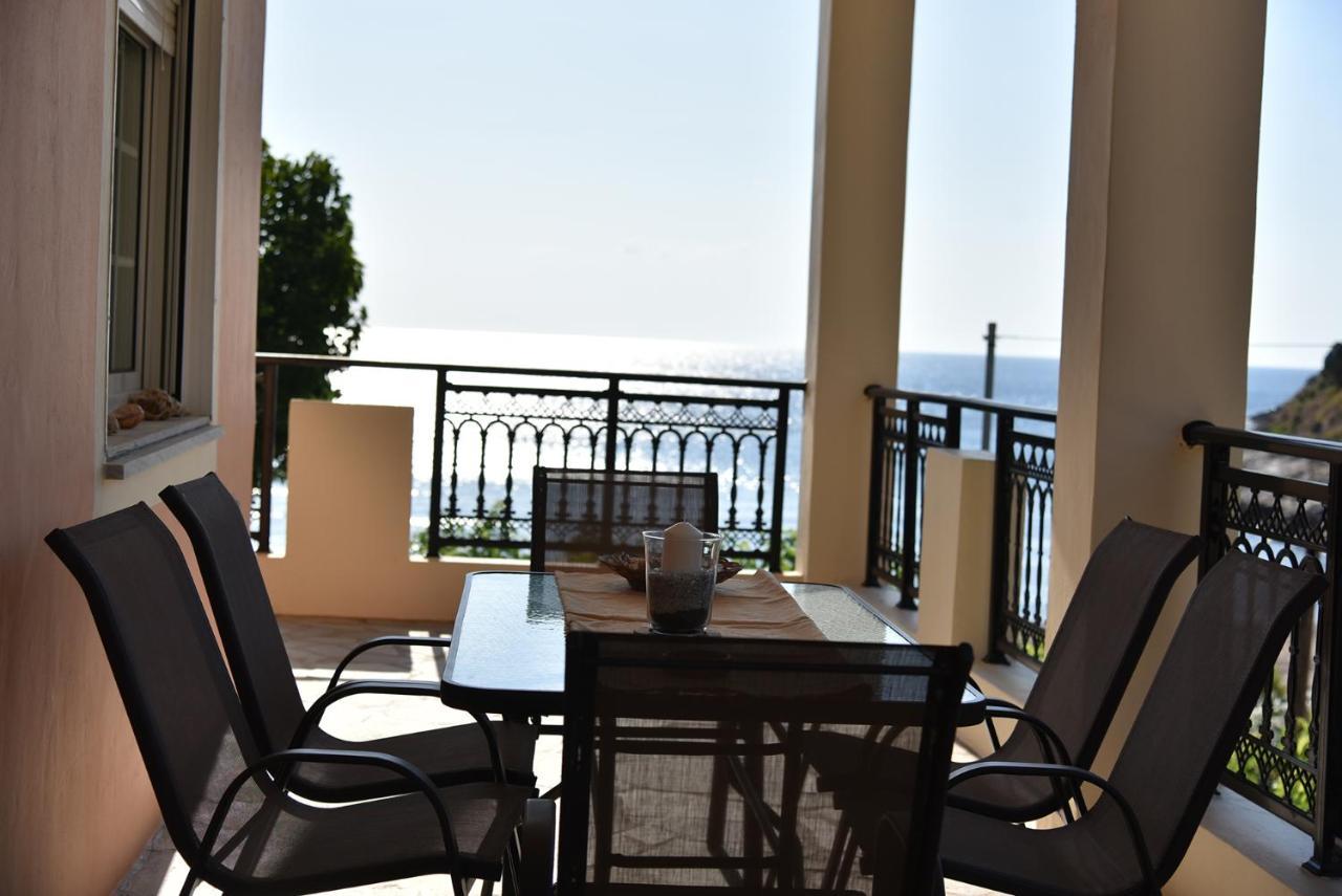 Irene'S Beach Front House Vromopousi Экстерьер фото