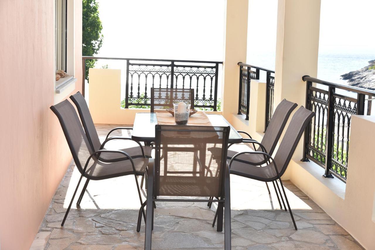 Irene'S Beach Front House Vromopousi Экстерьер фото