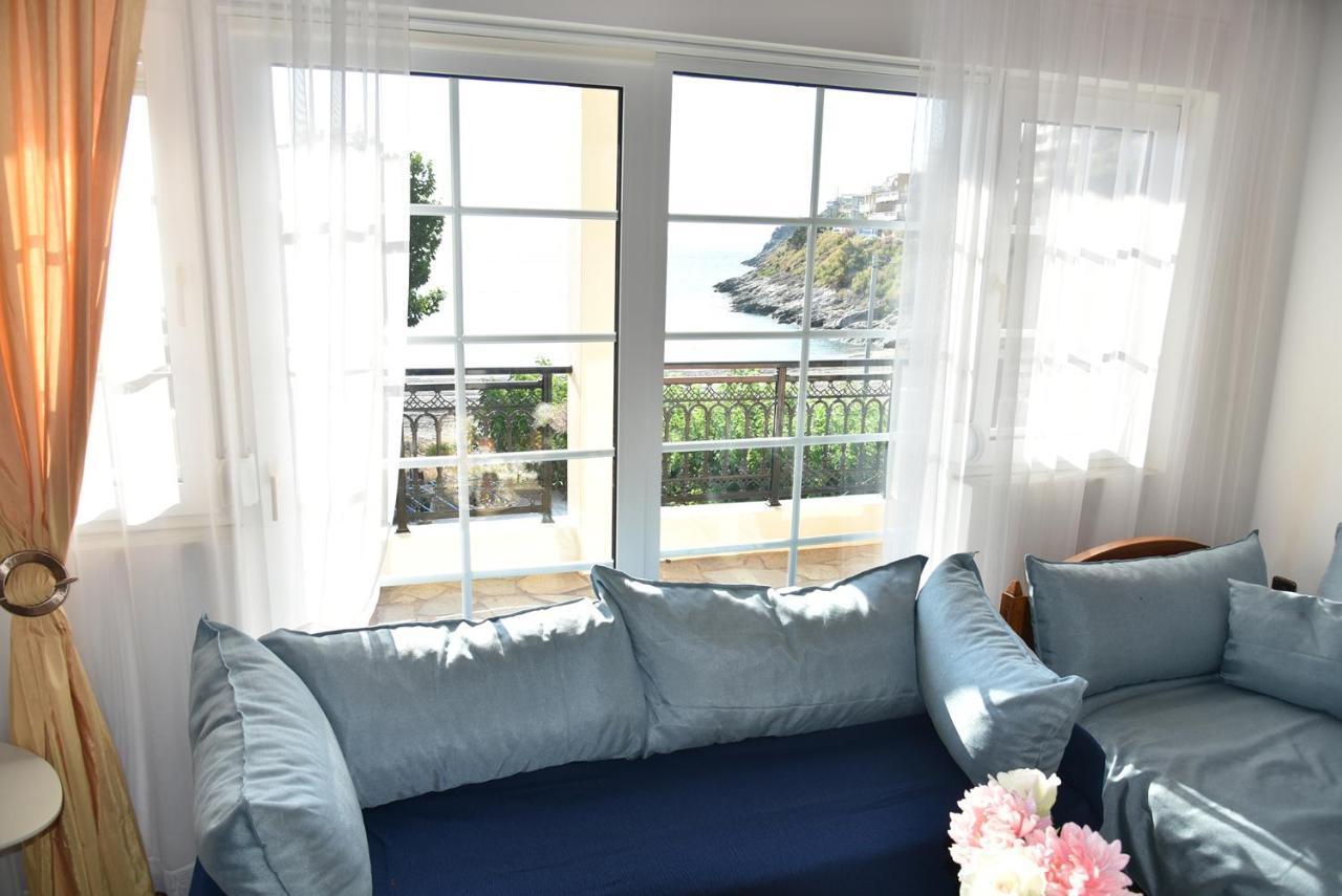 Irene'S Beach Front House Vromopousi Экстерьер фото